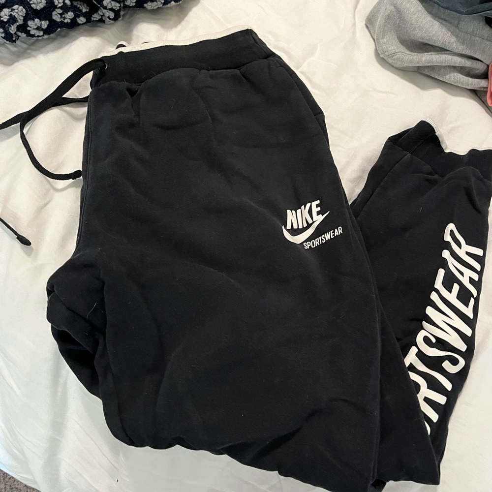 Nike Mens Sweats